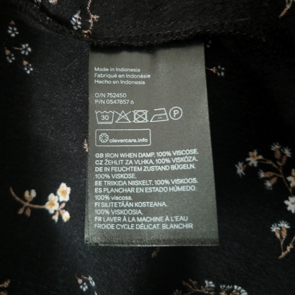 H&M Floral Dress - Picture 7 of 7